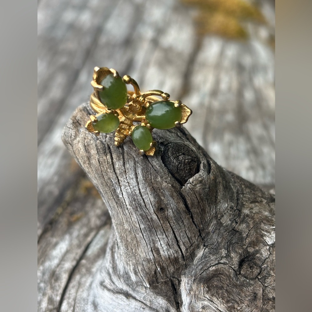 Vintage Chinese Style Green Jade Butterfly Ring Gold Plated Size 5